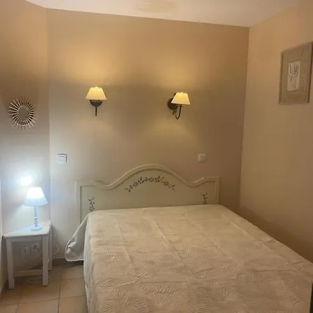 アパート Les Restanques Du Golfe De Saint-tropez グリモー